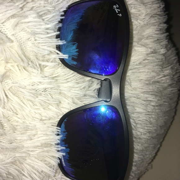 Ray Bans polarized sunglasses - Picture 1 of 6